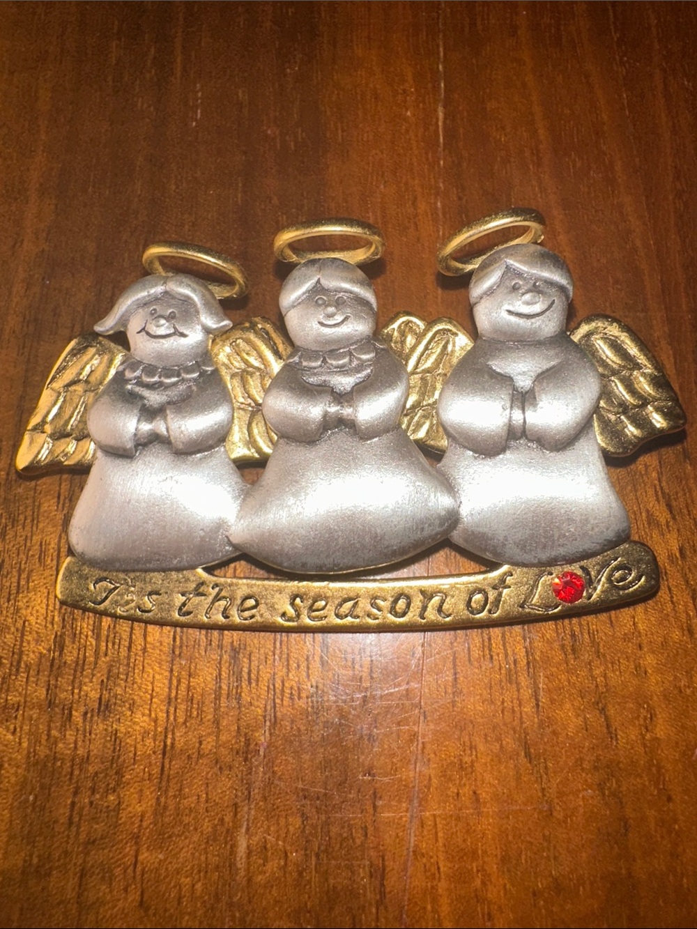 Vintage 1997 AJMC "Tis the Season of Love" Christmas angel trio brooch